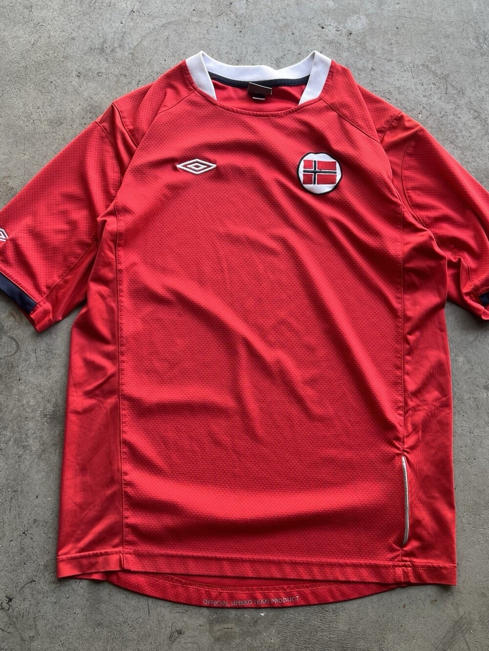 Norway Home football shirt 2010 Soccer Umbro Red Jersey Mens Trikot Rare Size M